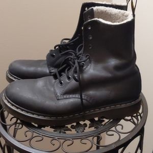 Dr. Marten Lace Up Fleece lined Boots Size 10